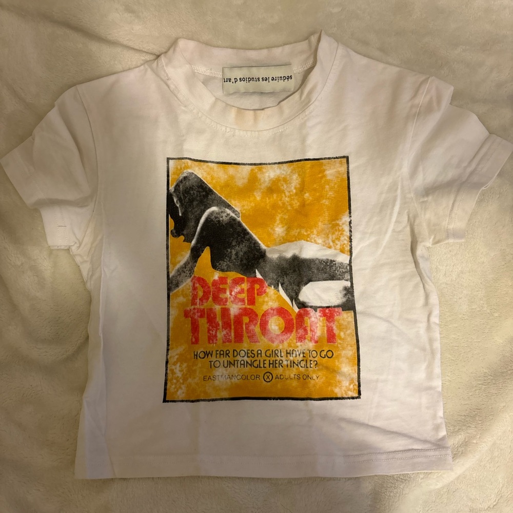 White Graphic Crop Top with Yellow & Red Poster Print - Picture 2 of 3